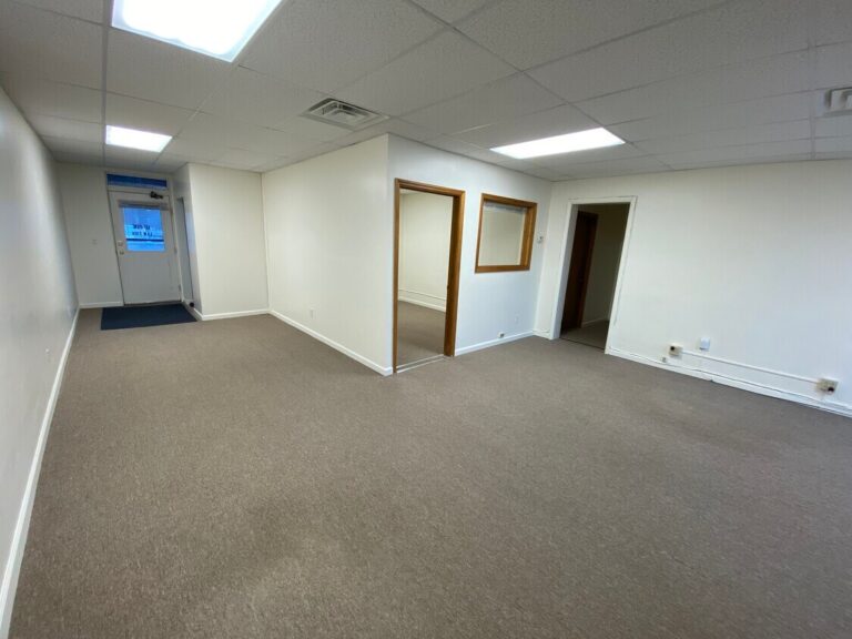 26943 Westwood Rd – open office area by the entrance