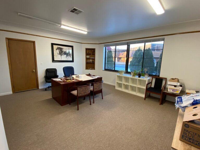 26943 Westwood Rd – furnished office