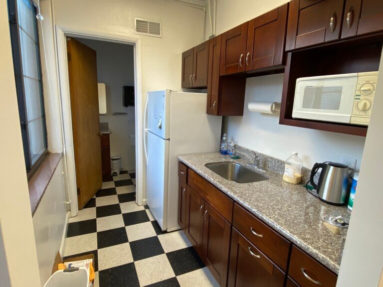 26943 Westwood Rd – kitchenette and restroom