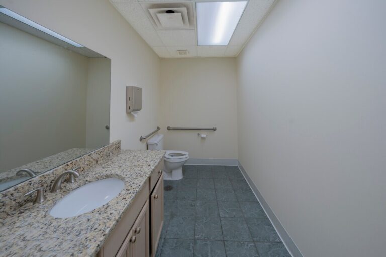 30285 Bruce Industrial Pkwy, Suite C Upper – restroom