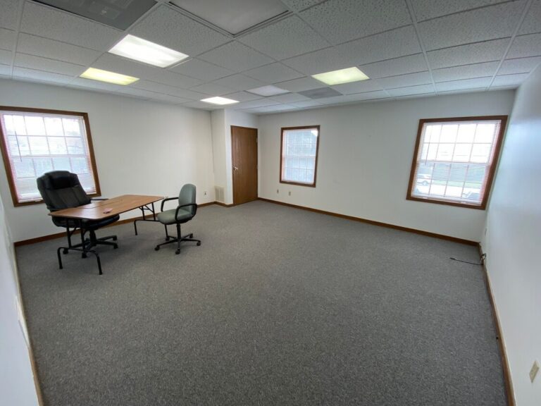 33595 Bainbridge Rd – office with windows