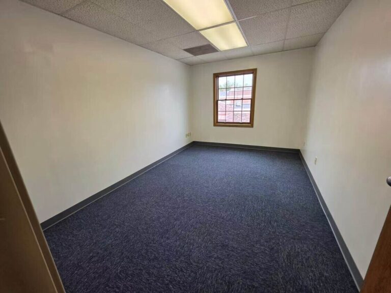 33595 Bainbridge Rd, Suite 202 – private office